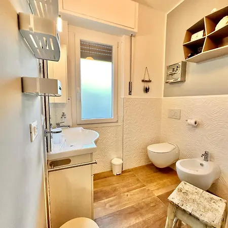 Apartment Hostdomus - Casa Tiffany *