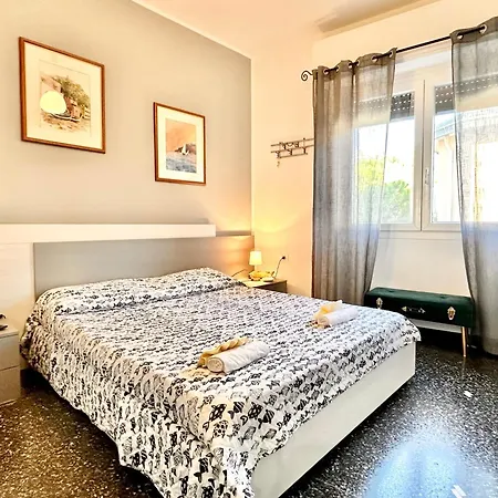 Hostdomus - Casa Tiffany Finale Ligure