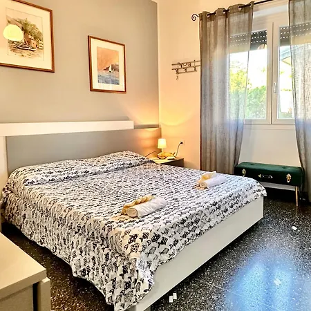 Hostdomus - Casa Tiffany Finale Ligure