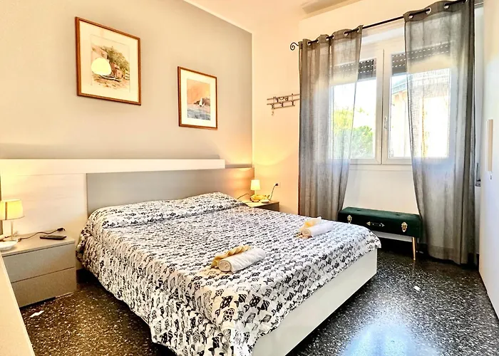 Hostdomus - Casa Tiffany Finale Ligure